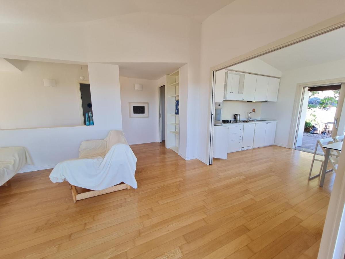 Holiday Homes Porto San Paolo  Extérieur photo